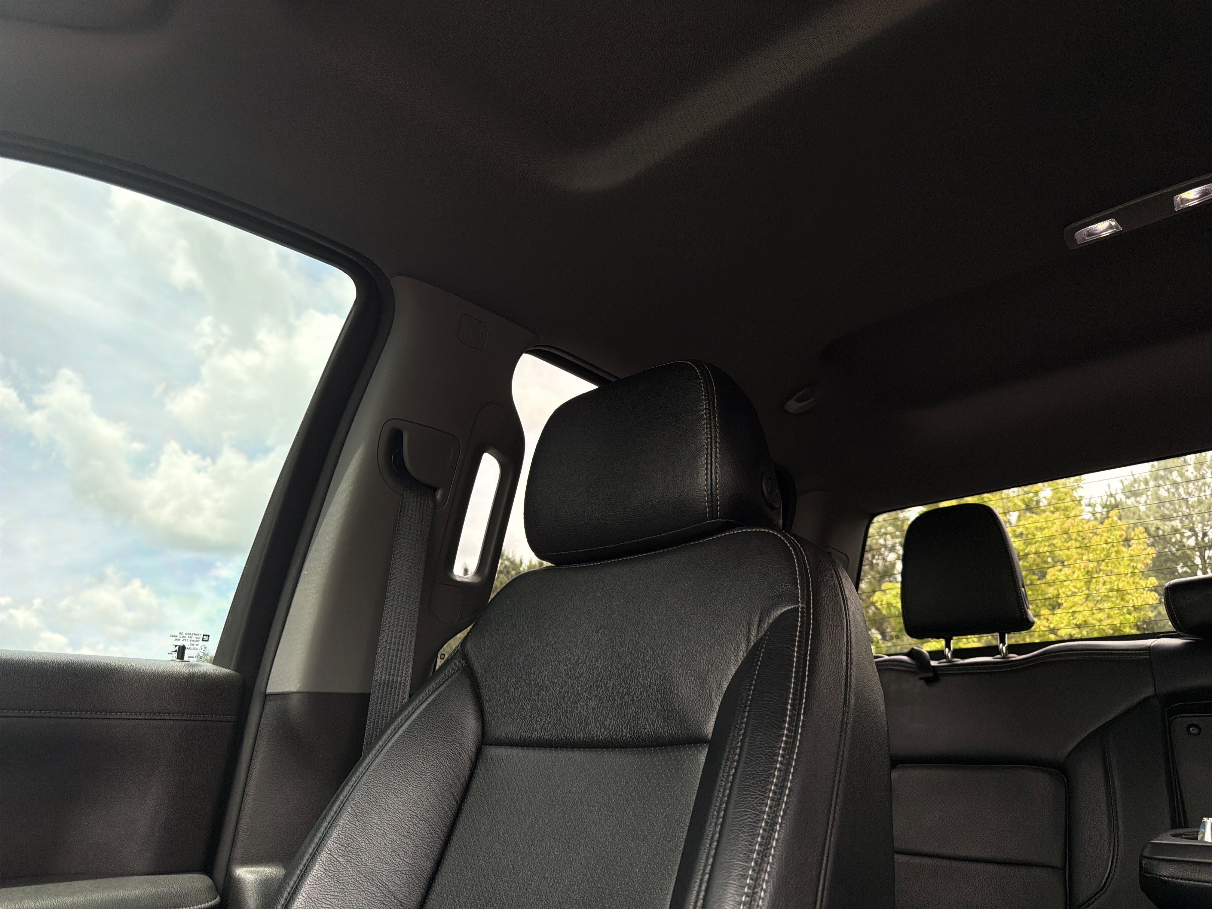 Used 2021 GMC Sierra 1500 Elevation w/ X31 Off-Road Package AWD/4WD image 19
