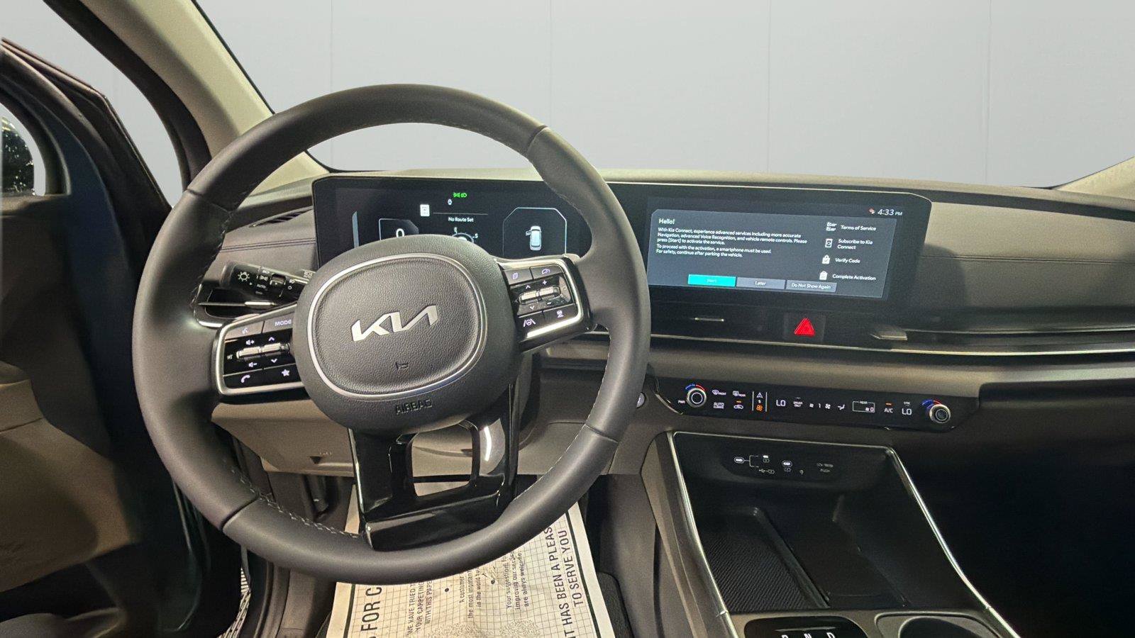 Used 2025 Kia Carnival SX FWD image 20