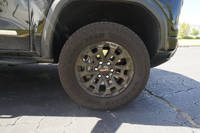 Used 2026 GMC Canyon Elevation w/ Convenience Package RWD image 31