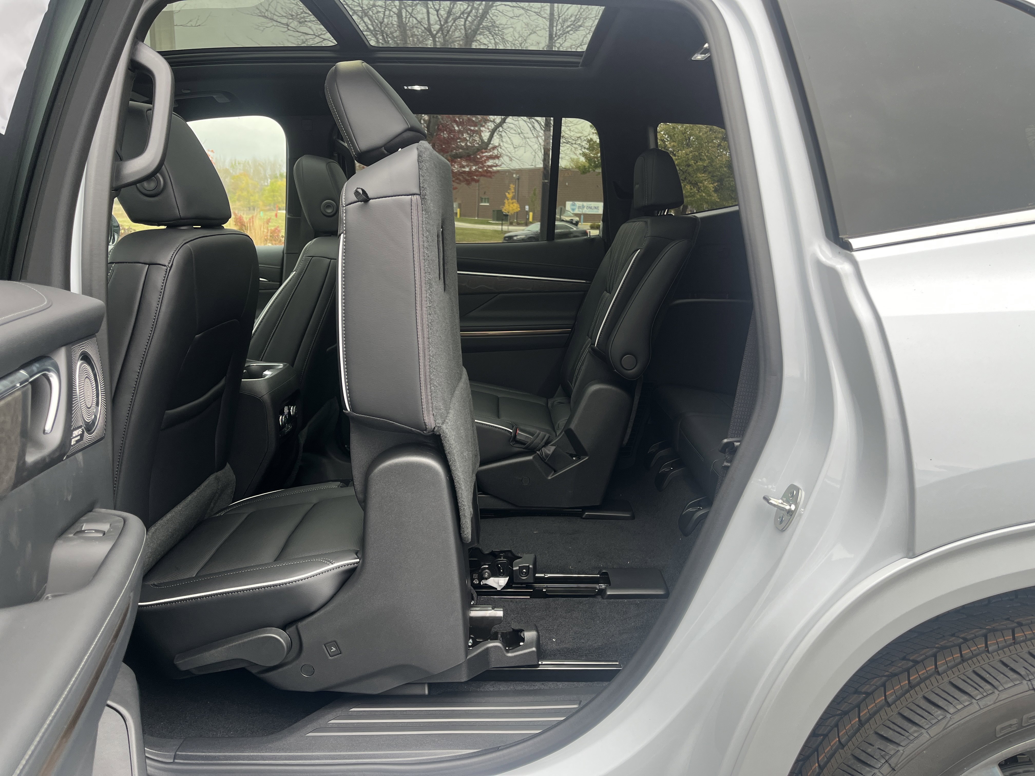 New 2026 Buick Enclave Avenir w/ Super Cruise Package image 33