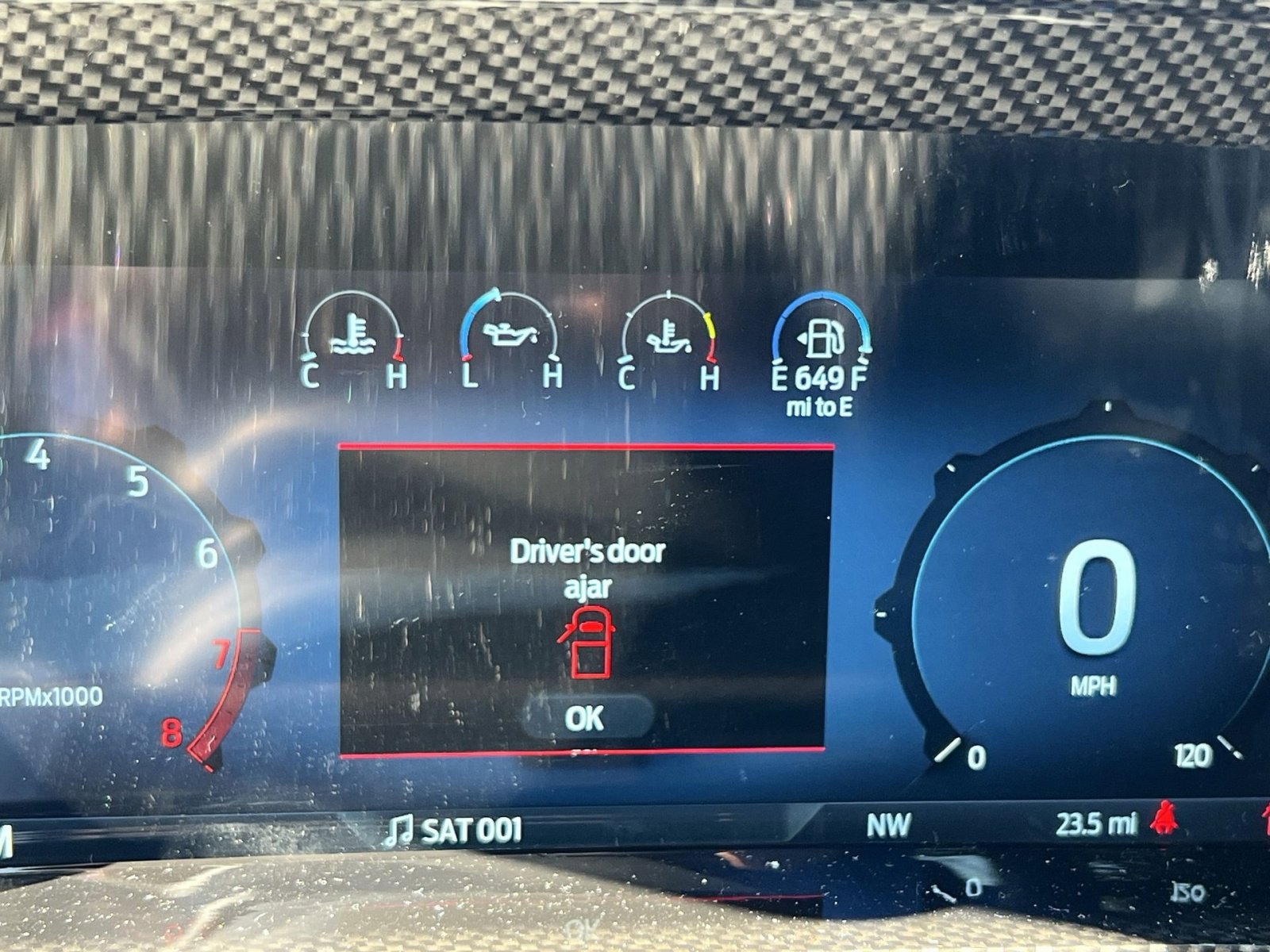 New 2025 Ford F150 Lariat w/ Equipment Group 501A Mid image 17