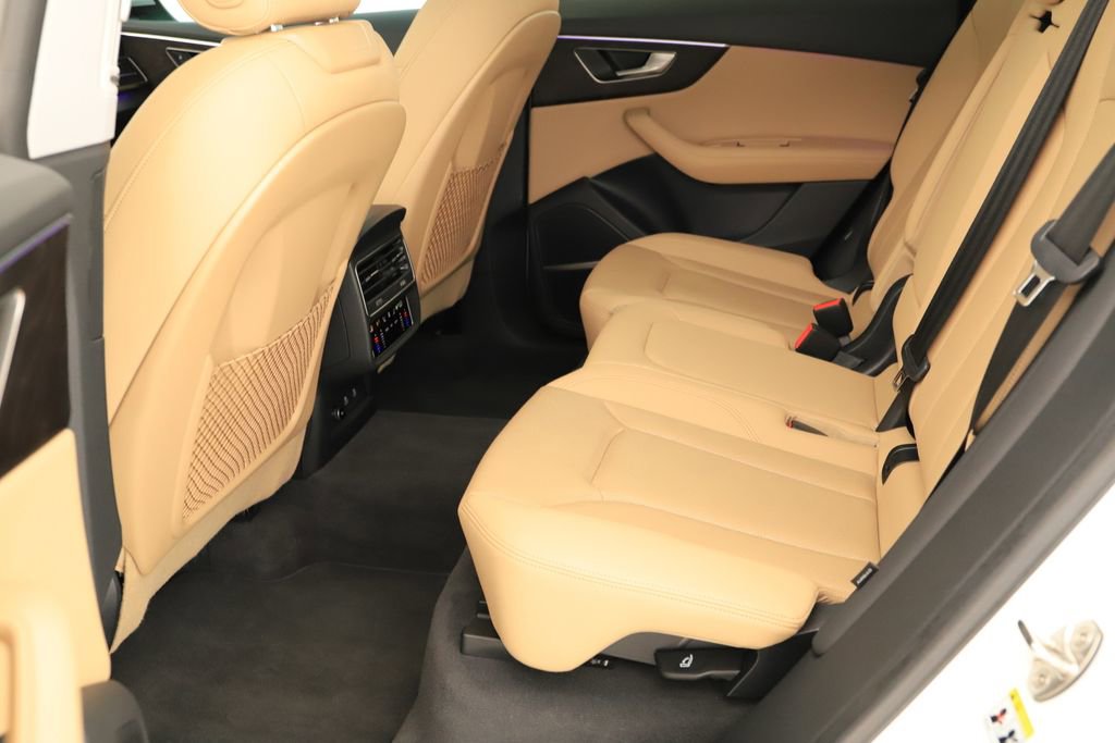Certified 2023 Audi Q8 Premium Plus w/ Premium Plus Package image 31