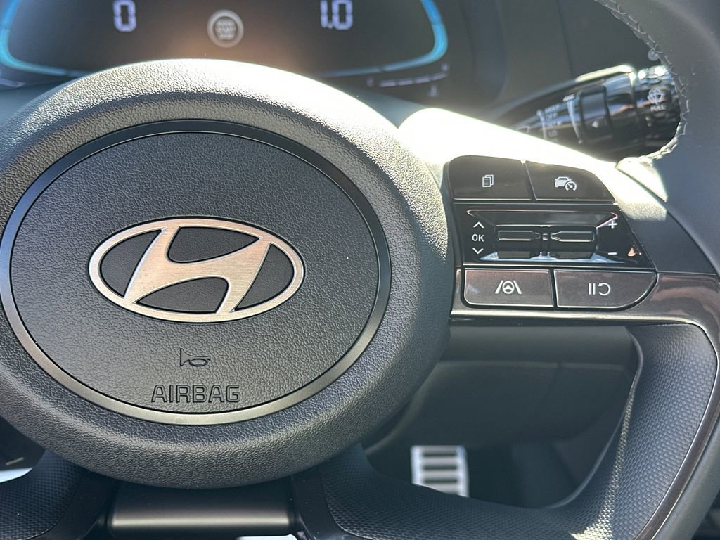 New 2025 Hyundai Elantra Sport image 25