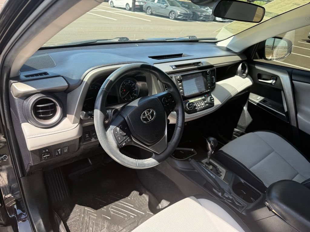 Used 2018 Toyota RAV4 Adventure AWD/4WD image 13