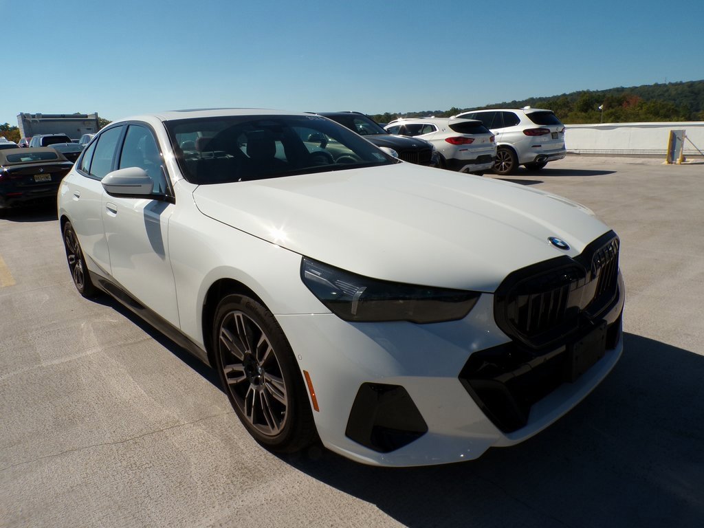 Certified 2025 BMW 530i xDrive w/ M Sport Package image 1