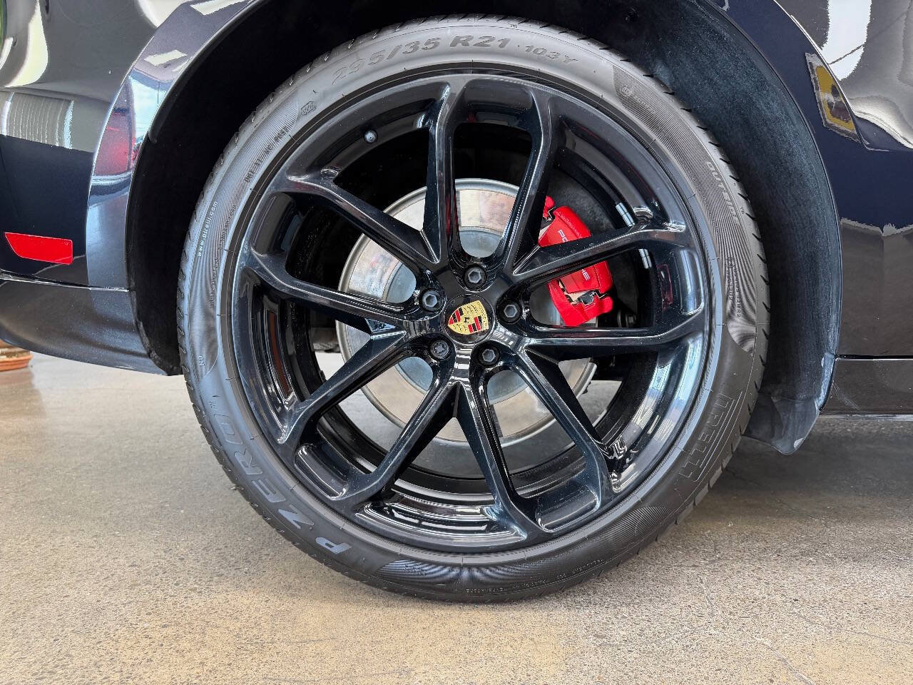 Used 2025 Porsche Macan GTS w/ Premium Package Plus (PU3) AWD/4WD image 49