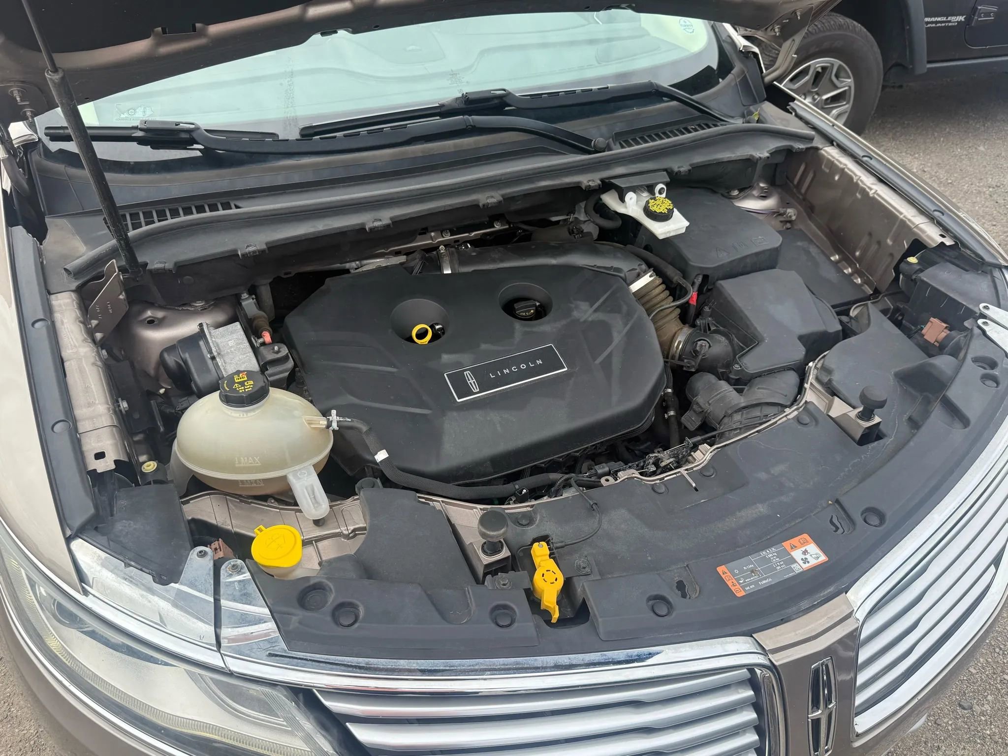 Used 2018 Lincoln MKC Reserve w/ Lincoln MKC Climate Package image 37