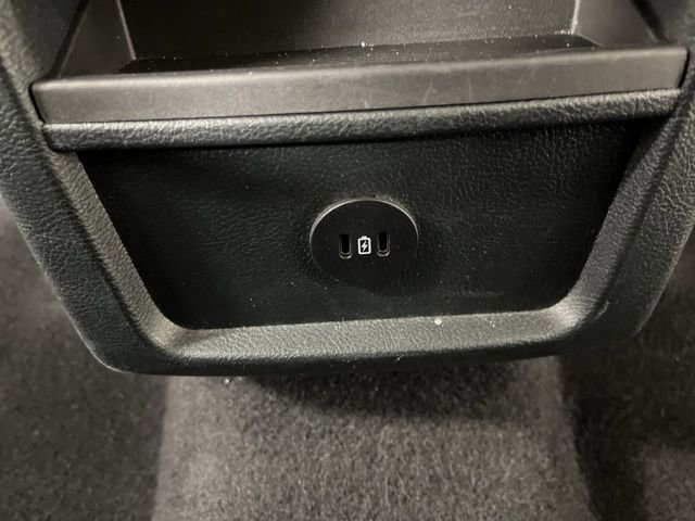 Used 2024 Ford Edge SEL image 40