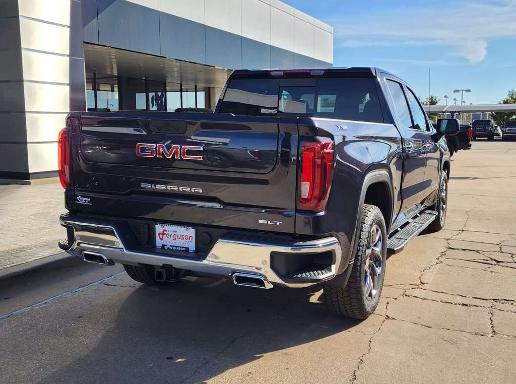 New 2026 GMC Sierra 1500 SLT image 4