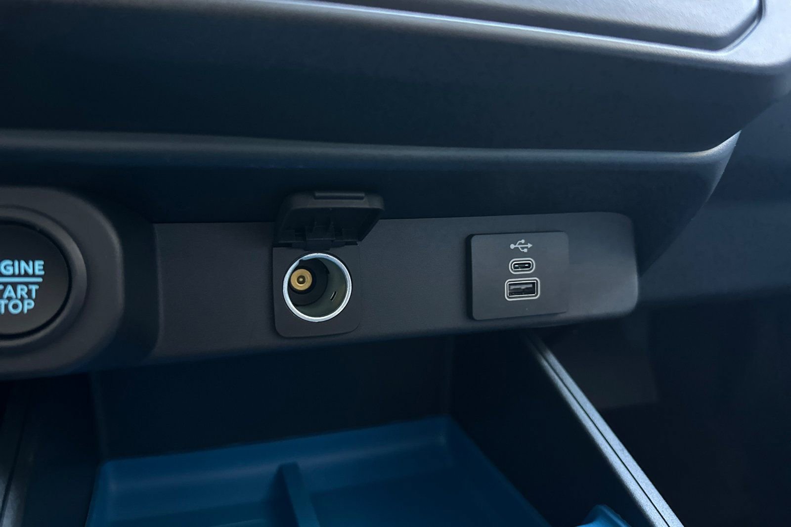 New 2026 Ford Maverick XLT image 25