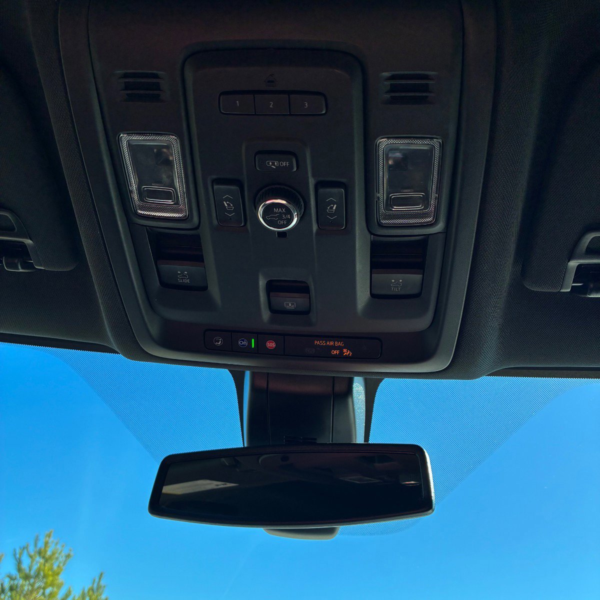 Used 2022 Chevrolet Tahoe RST w/ Luxury Package image 18