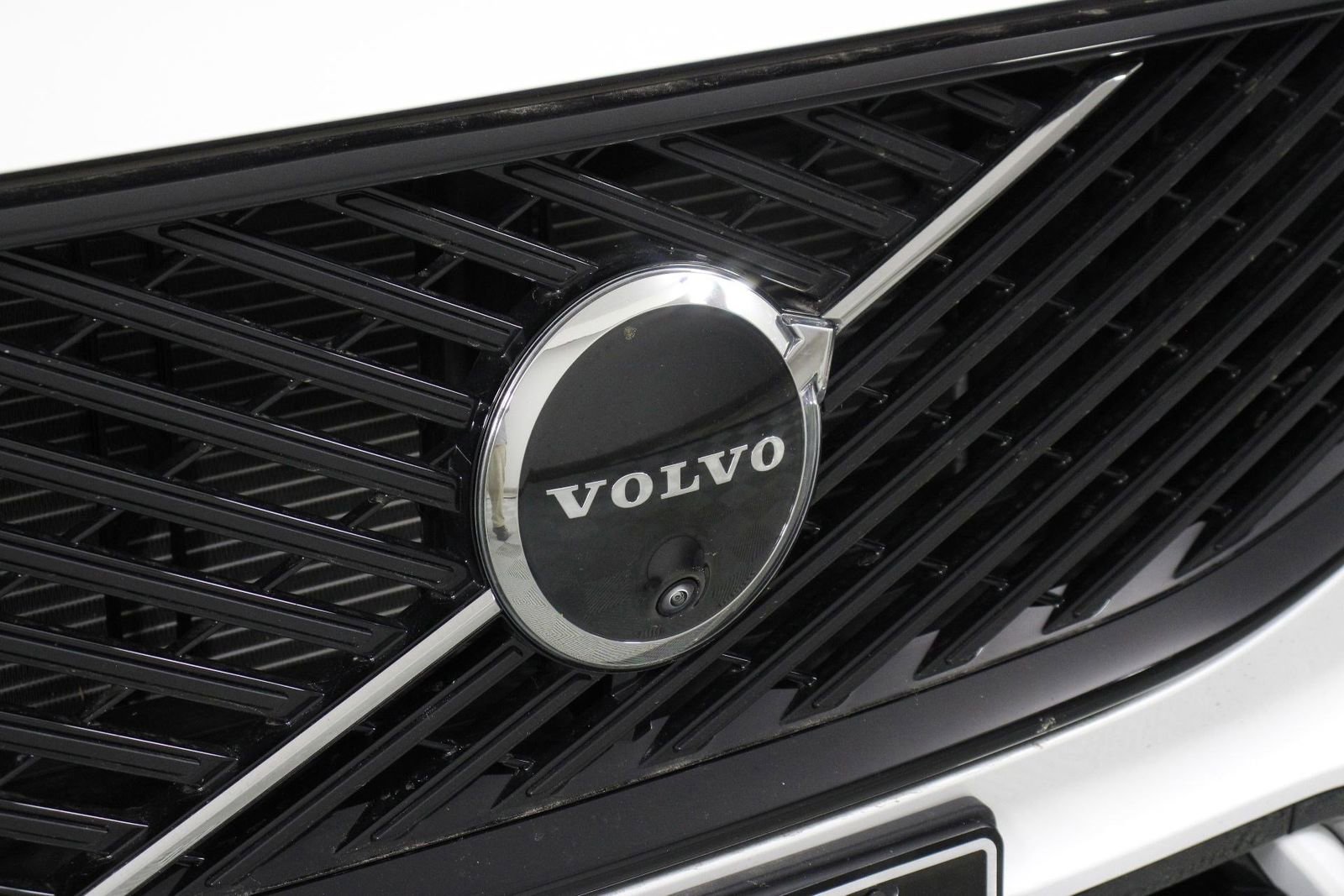 Certified 2026 Volvo XC60 B5 Plus w/ Protection Package Premier AWD/4WD image 27