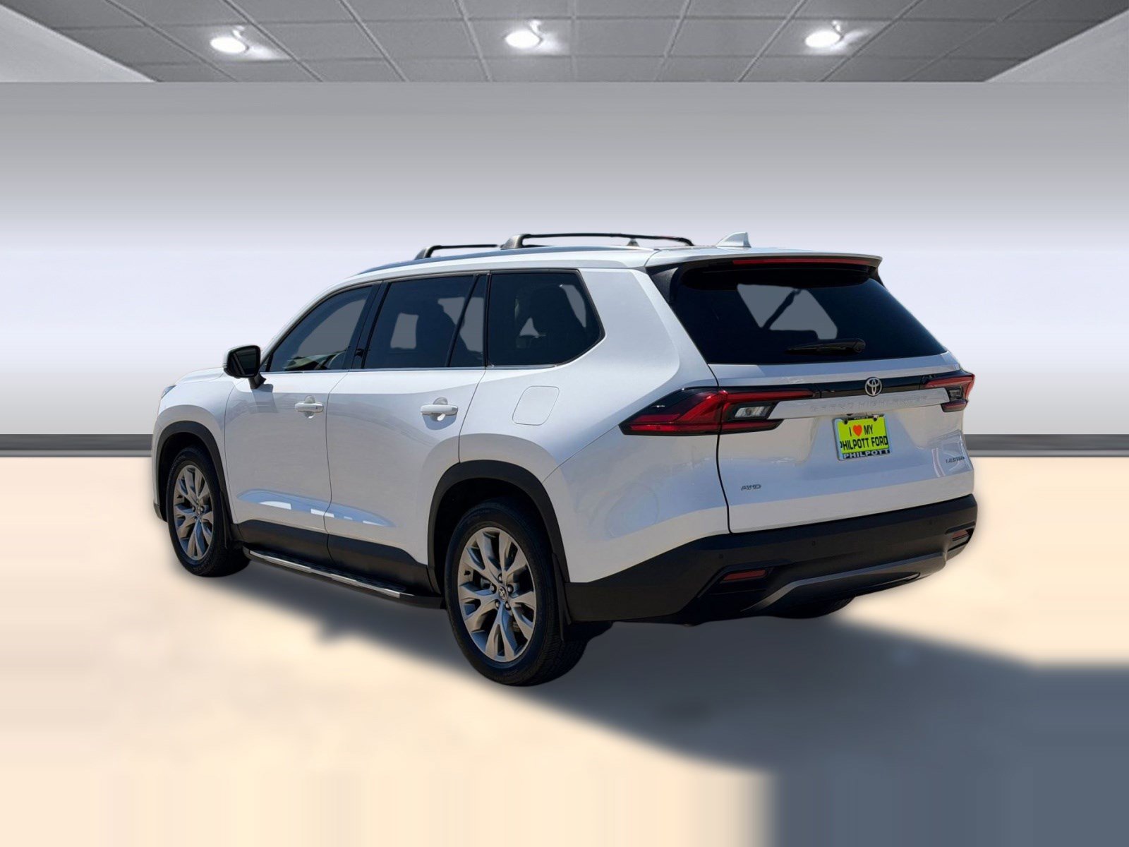 Used 2025 Toyota Grand Highlander Limited image 3