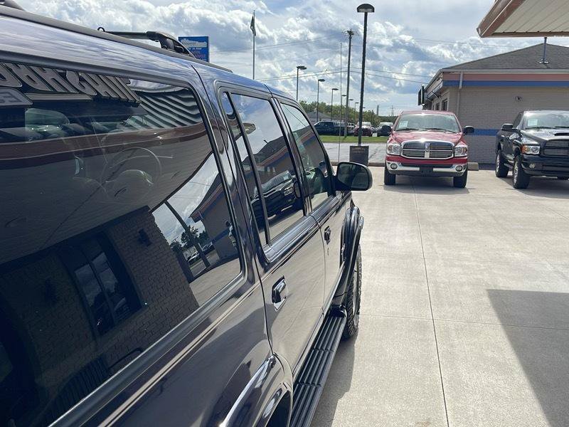 Used 2000 Ford Explorer Limited AWD/4WD image 11