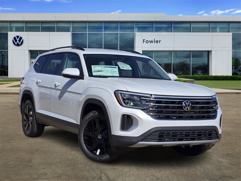 New 2026 Volkswagen Atlas SE image 1