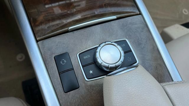 Used 2015 Mercedes-Benz E 350 4MATIC Sedan image 85
