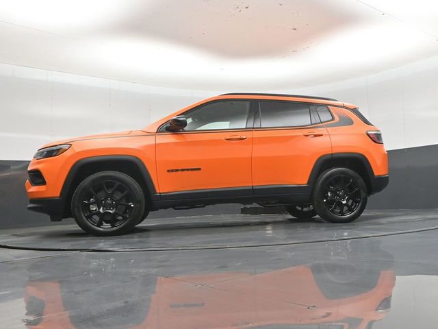New 2026 Jeep Compass Latitude AWD/4WD image 43