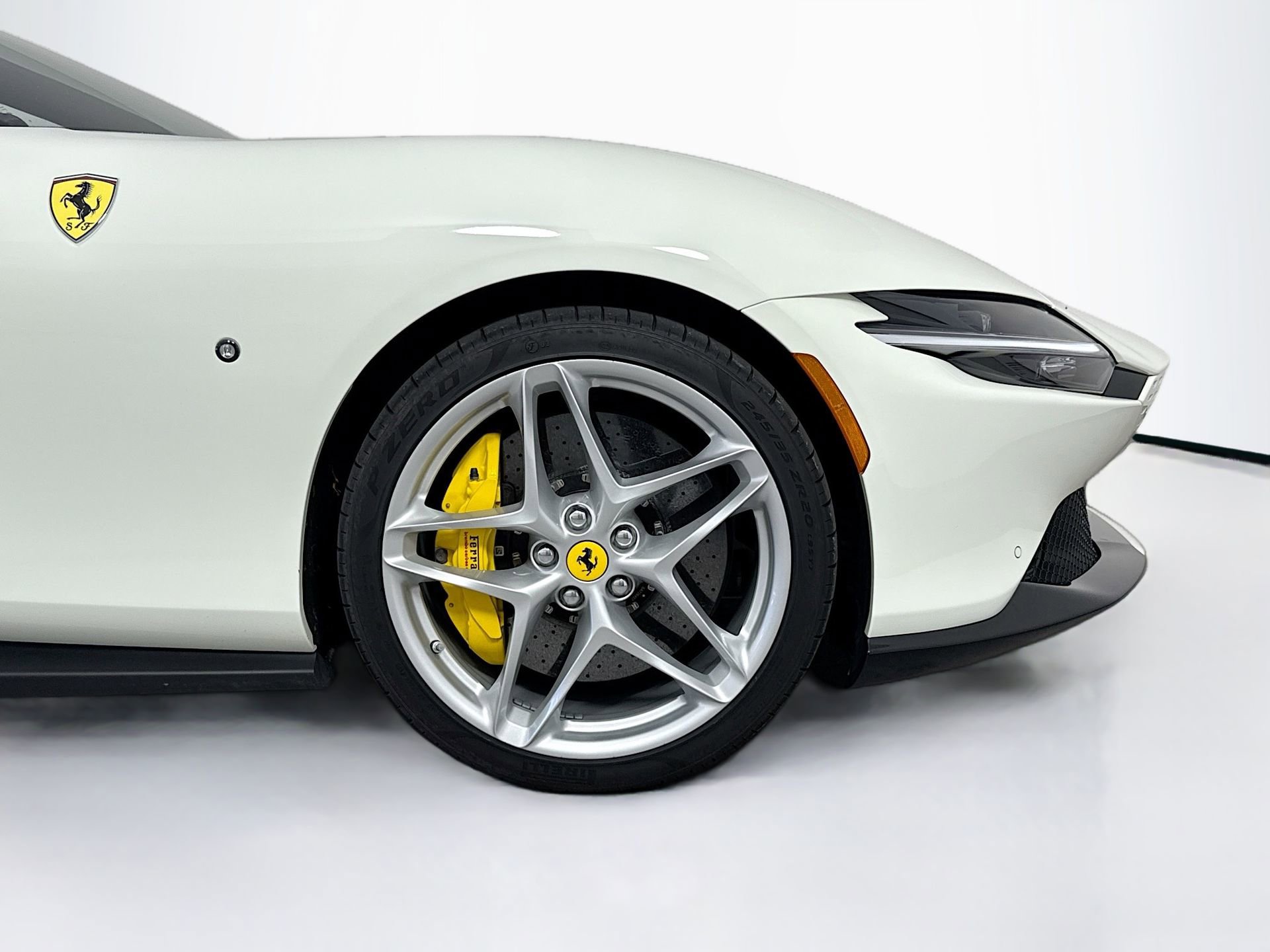 Certified 2023 Ferrari Roma image 27