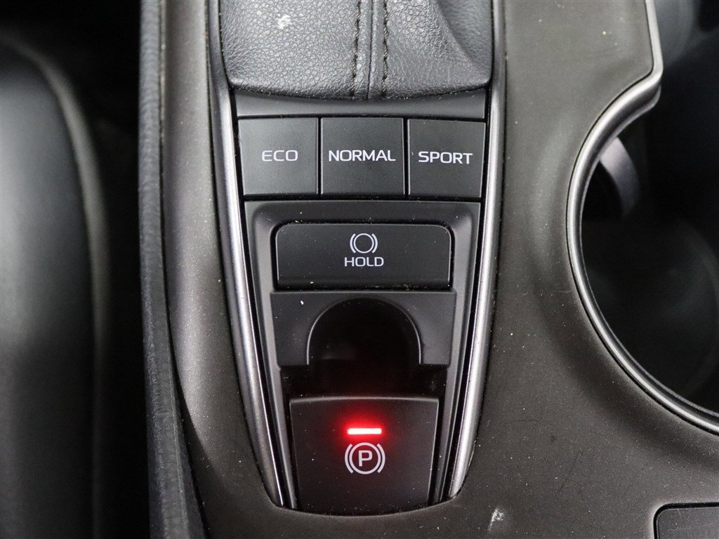 Used 2023 Toyota Camry XSE image 29
