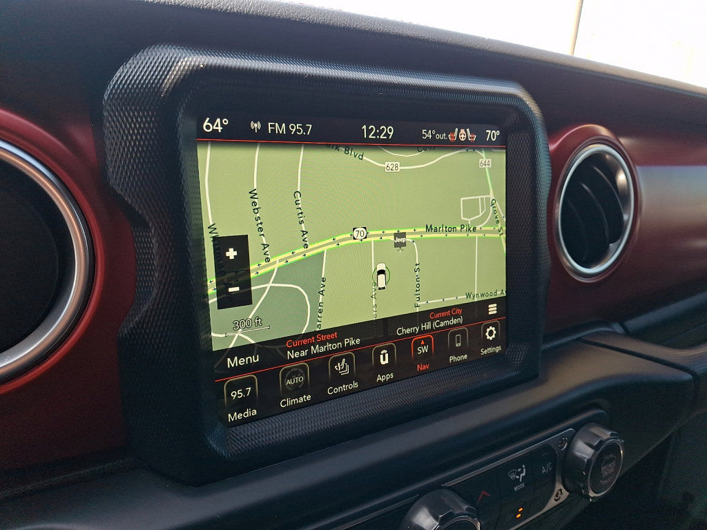 Used 2022 Jeep Gladiator Rubicon w/ Cold Weather Group image 28