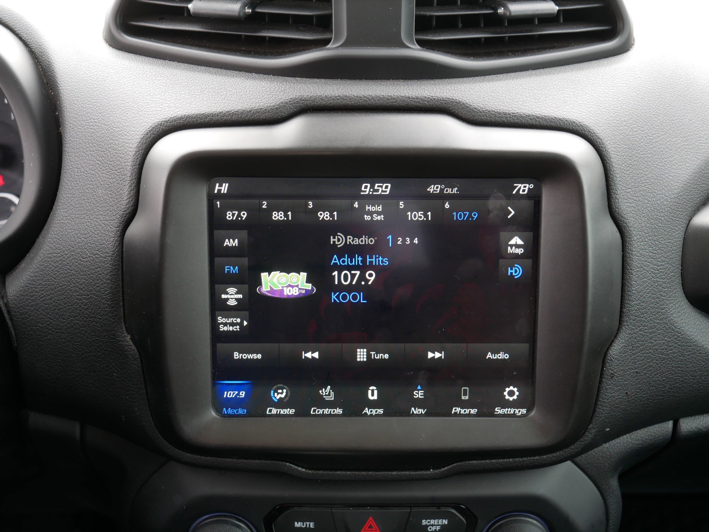 Used 2023 Jeep Renegade Trailhawk w/ Sun/Sound Group image 22