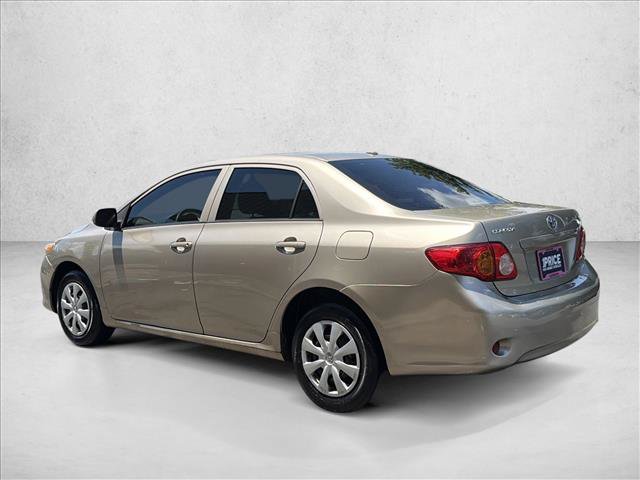 Used 2010 Toyota Corolla LE FWD image 7