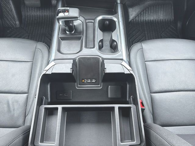 Used 2025 Chevrolet Silverado 1500 LTZ image 35
