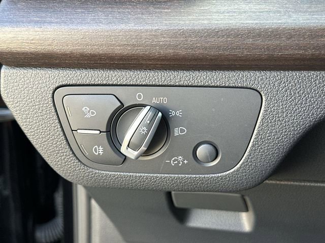 Used 2023 Audi Q5 2.0T Premium image 16