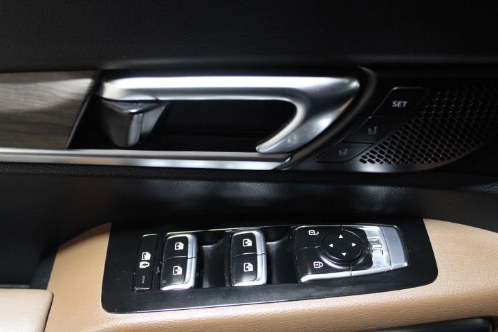 Used 2022 Kia Telluride SX w/ SX Prestige Package image 20