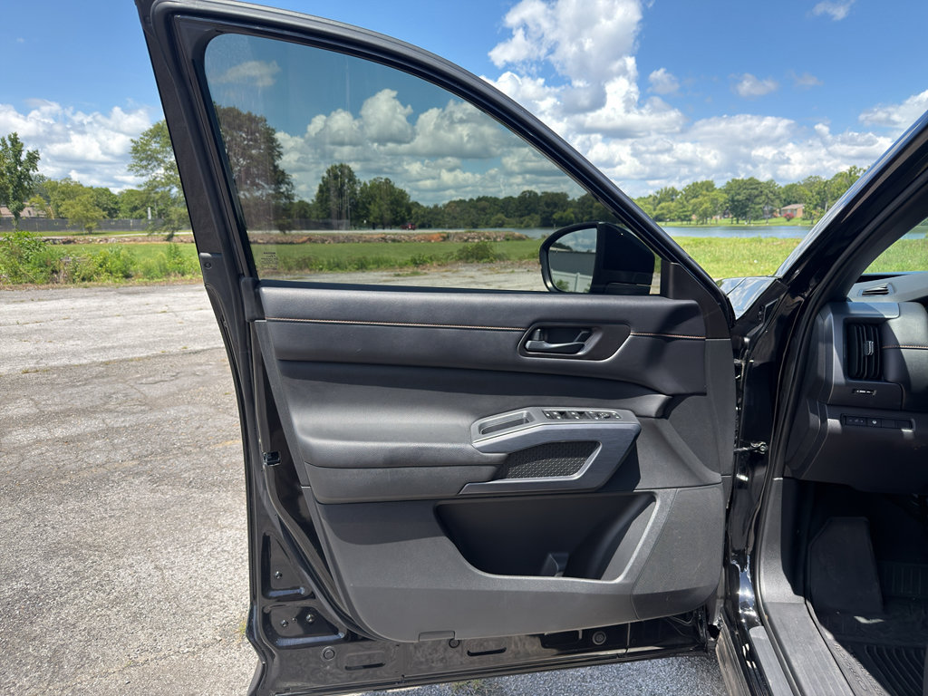 Certified 2023 Nissan Pathfinder Rock Creek AWD/4WD image 9