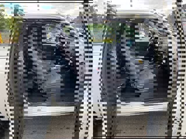 New 2026 Nissan Frontier S image 24