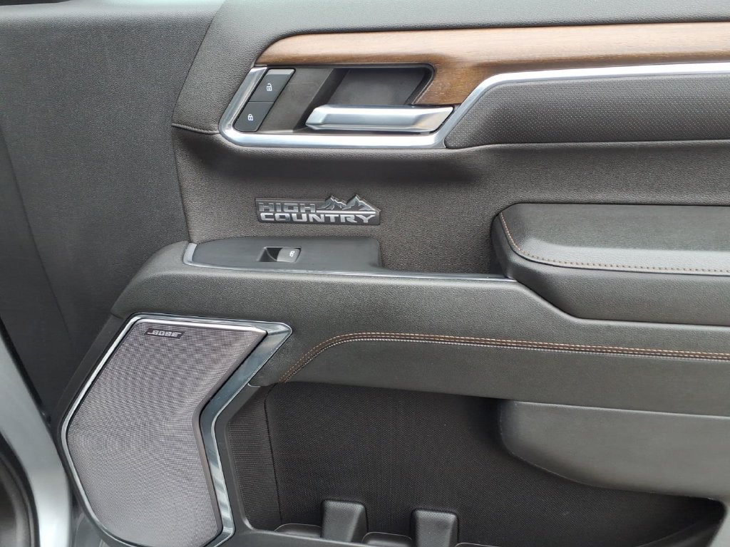 Certified 2023 Chevrolet Silverado 1500 High Country w/ High Country Premium Package AWD/4WD image 16