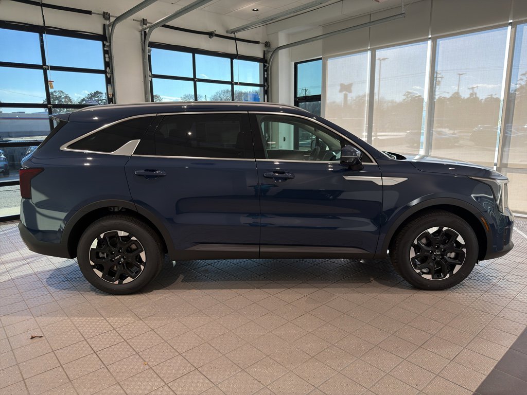 New 2026 Kia Sorento S image 6