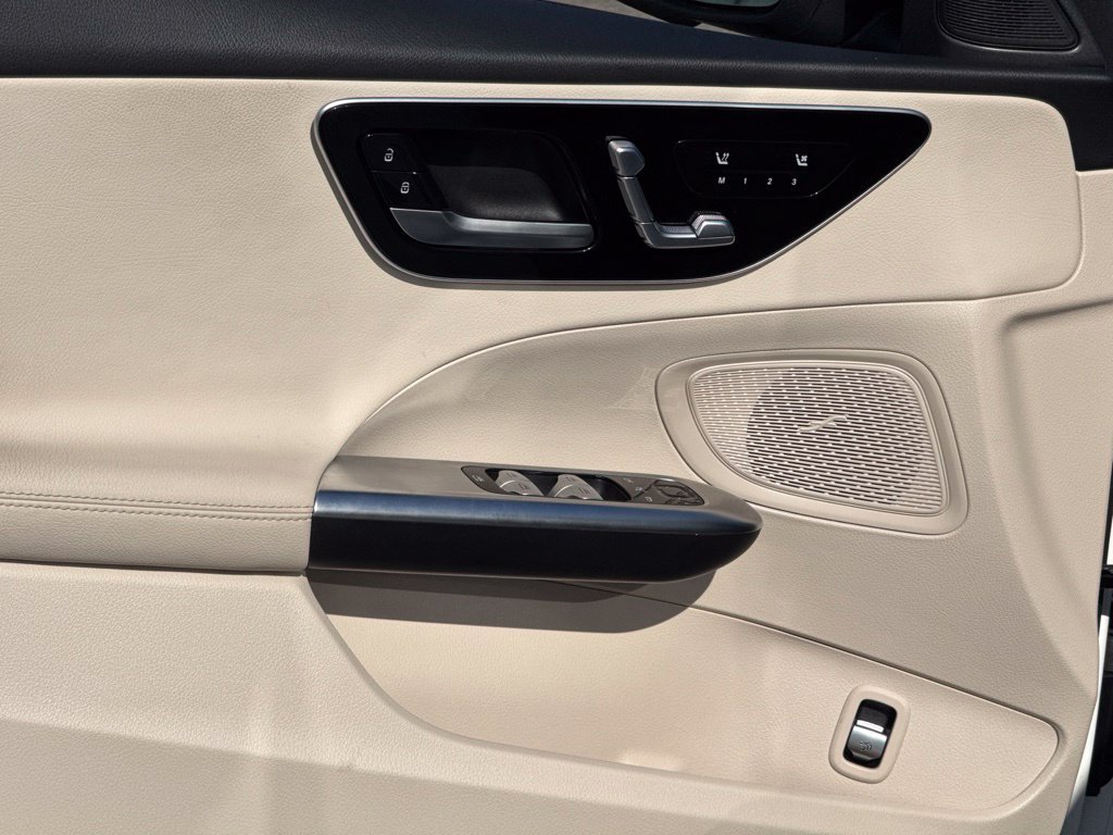 Certified 2024 Mercedes-Benz C 300 Sedan image 20
