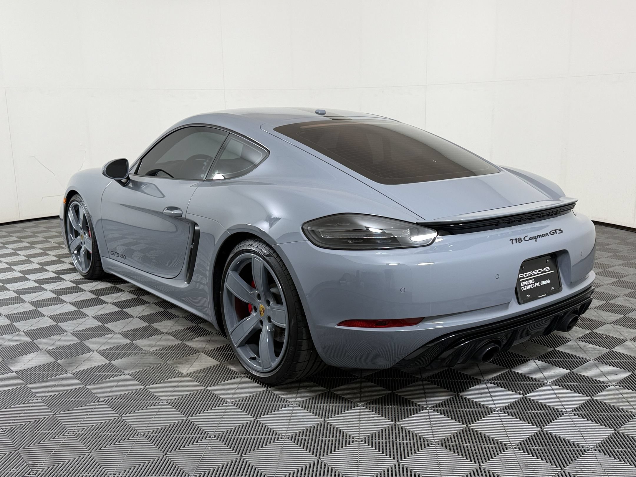 Certified 2023 Porsche 718 Cayman GTS RWD image 3