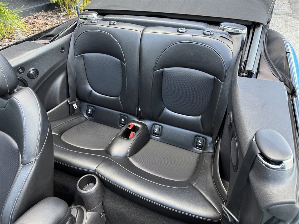Used 2016 MINI Cooper S image 18