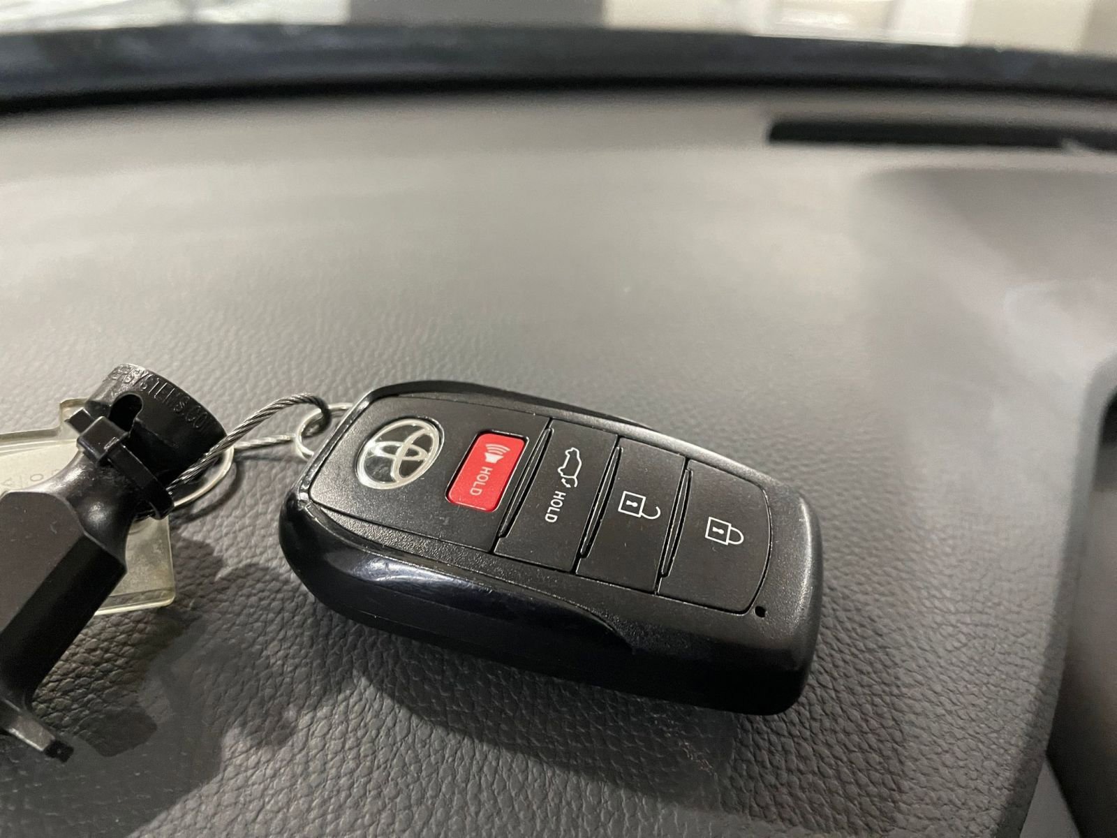 Used 2025 Toyota Grand Highlander FWD image 21