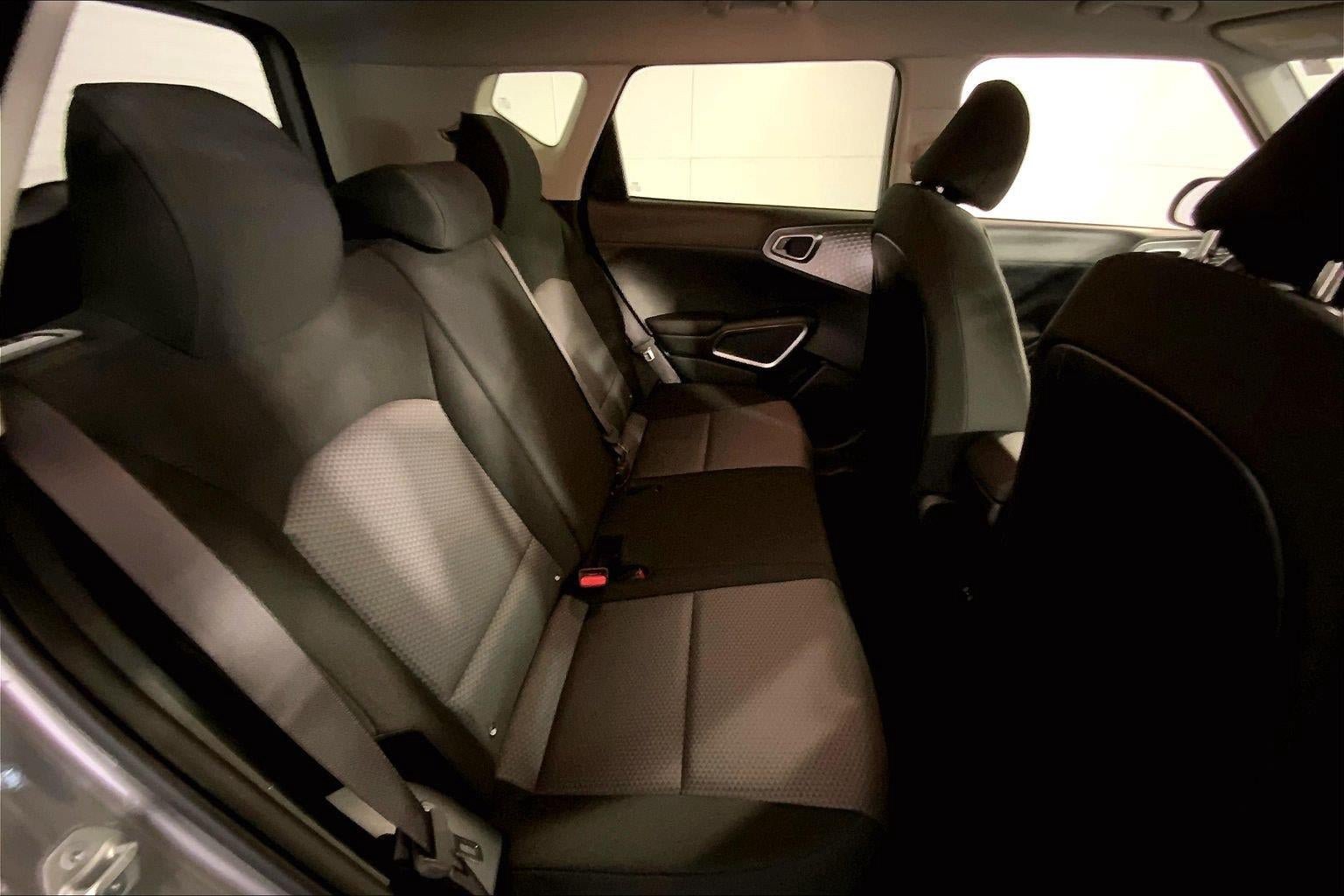 Certified 2024 Kia Soul S FWD image 23