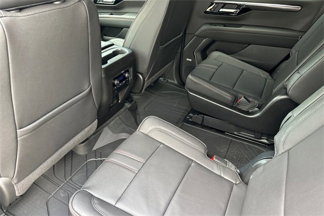 New 2026 Chevrolet Tahoe RST w/ RST Capability Package image 16