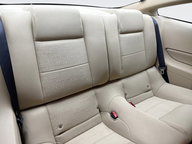 Used 2006 Ford Mustang Coupe image 16