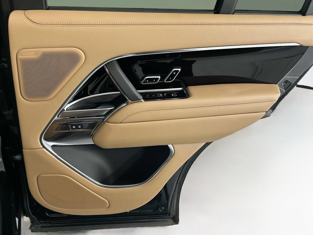 Certified 2023 Land Rover Range Rover Autobiography AWD/4WD image 26