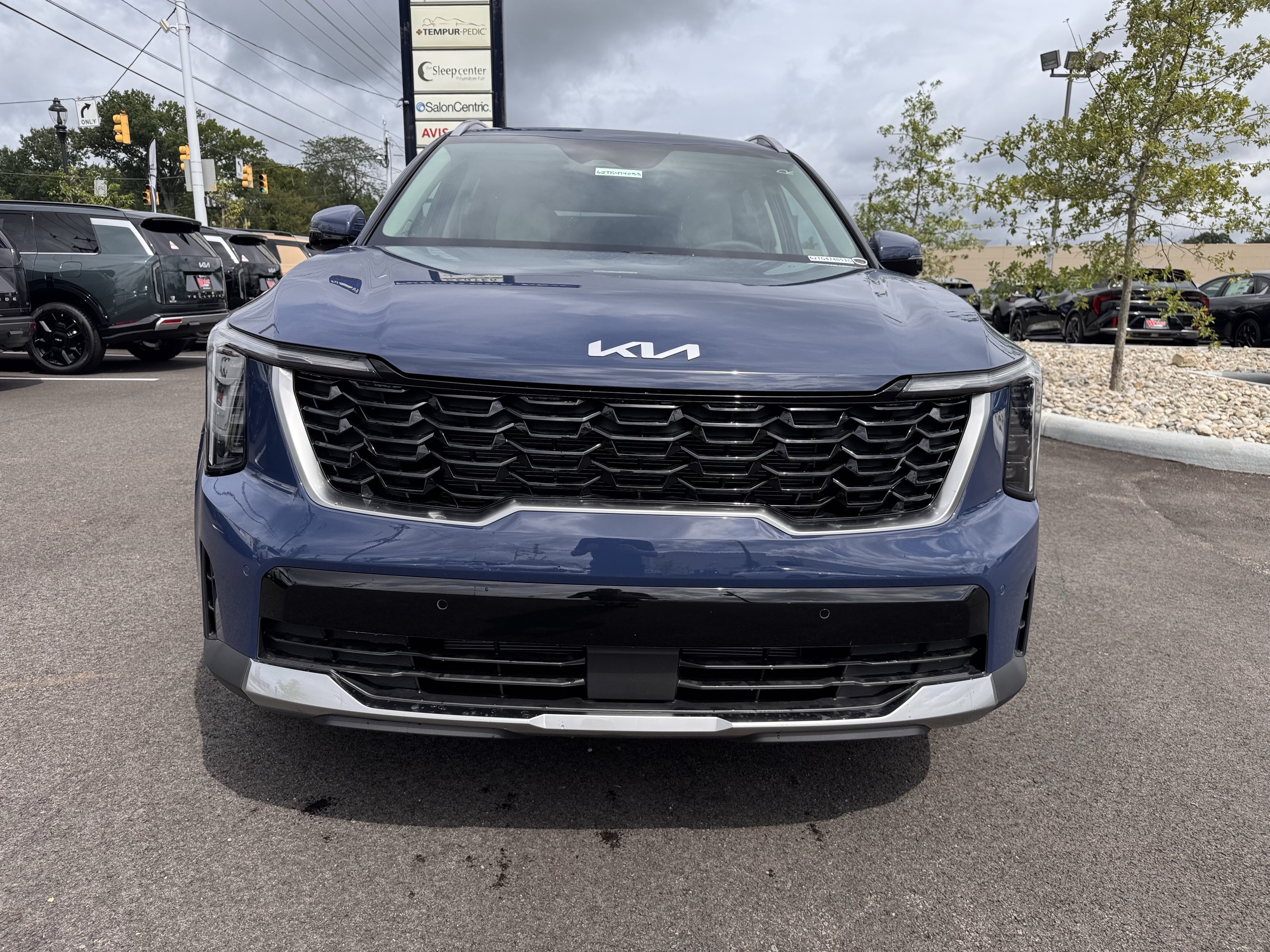 New 2026 Kia Sorento S FWD image 2