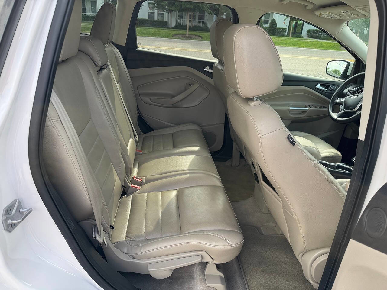 Used 2014 Ford Escape Titanium w/ Equipment Group 401A image 17