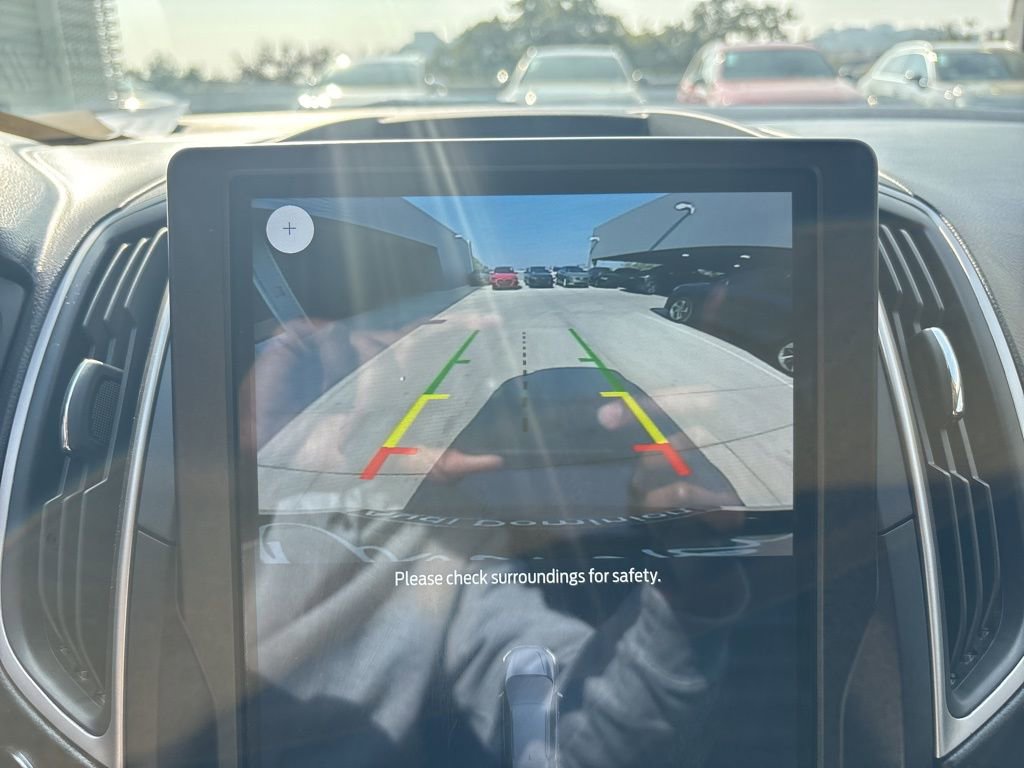 Used 2024 Ford Edge SEL image 24