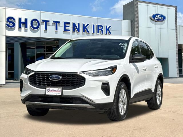 Used 2024 Ford Escape Active w/ Tech Pack #1 AWD/4WD image 3