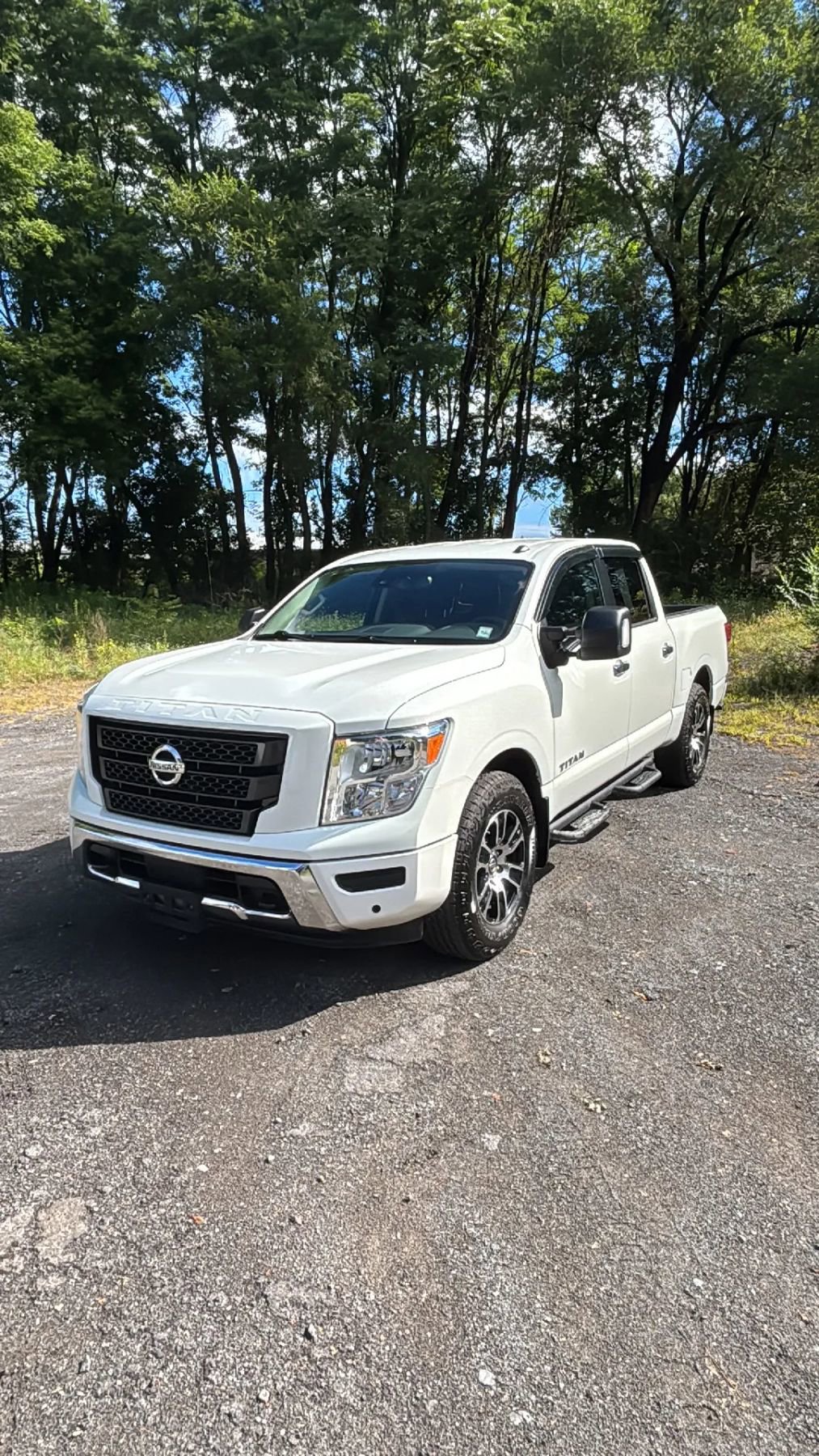 Used 2021 Nissan Titan SV w/ SV Convenience Package