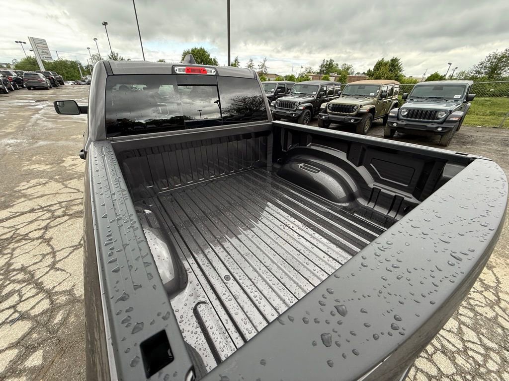 New 2026 RAM 1500 Express AWD/4WD image 8