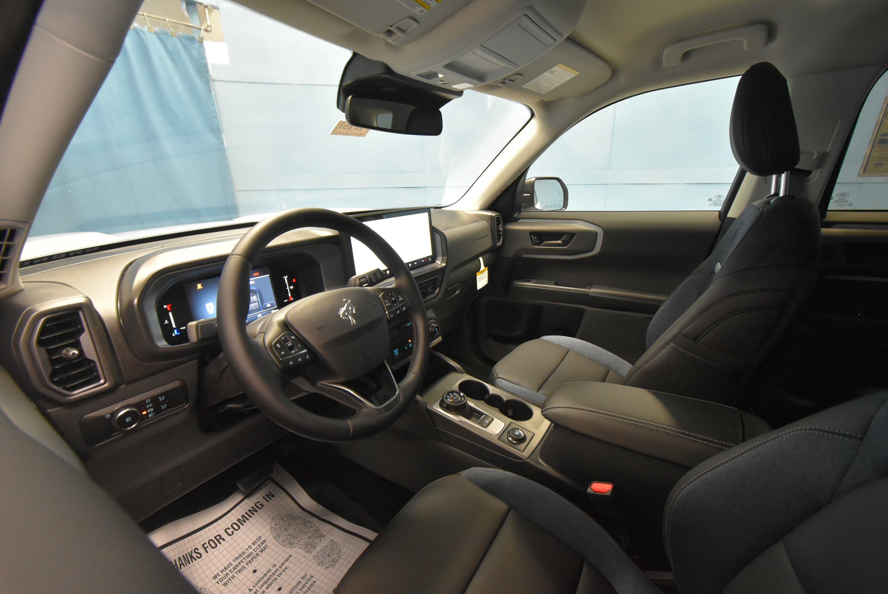 New 2026 Ford Bronco Sport Outer Banks w/ Outer Banks Tech Package+ AWD/4WD image 2