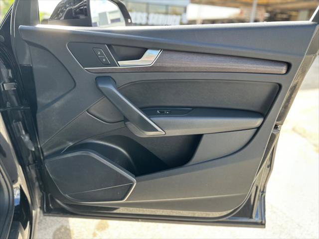 Used 2021 Audi Q5 2.0T Premium w/ Convenience Package image 18