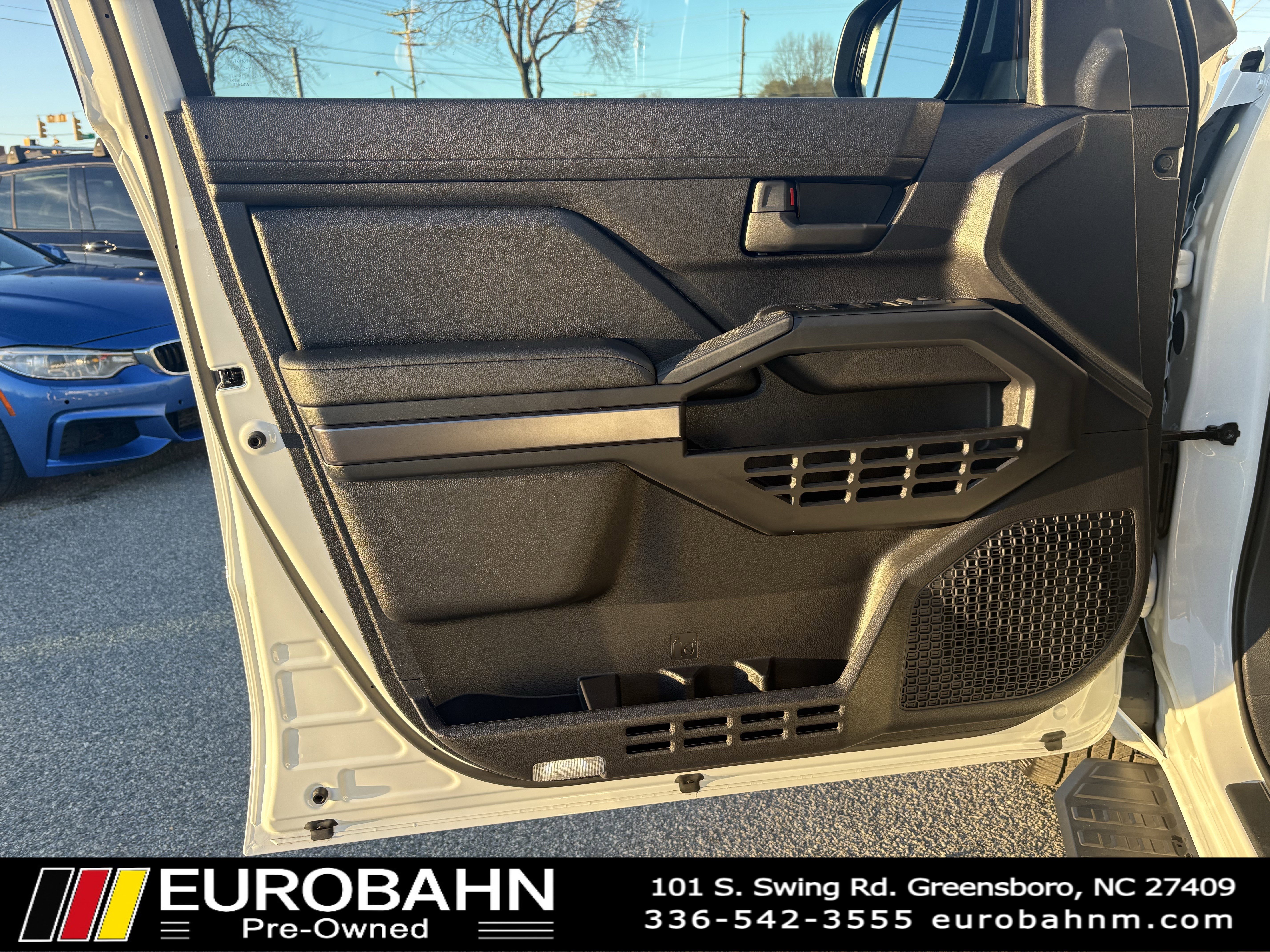 Used 2025 Toyota 4Runner SR5 image 18